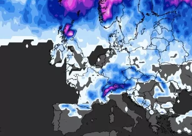 灰机@hz2333英国降雪：新地图显示可